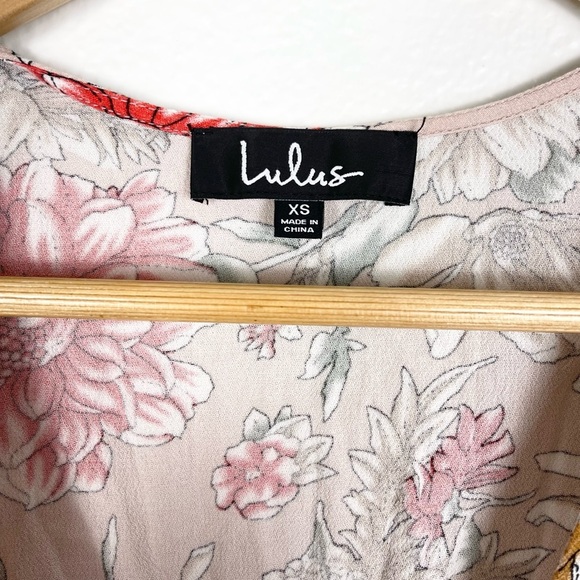 Lulu’s Best In Bloom Blush Floral Print Wrap Dress Size XS - Picture 6 of 9